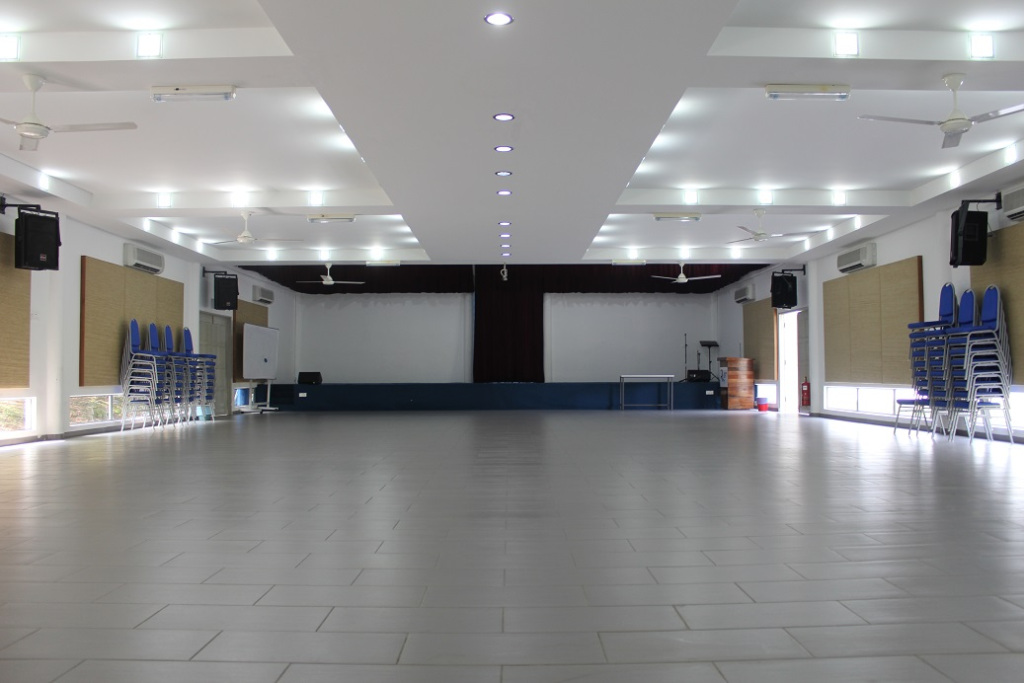 200 capacity hall